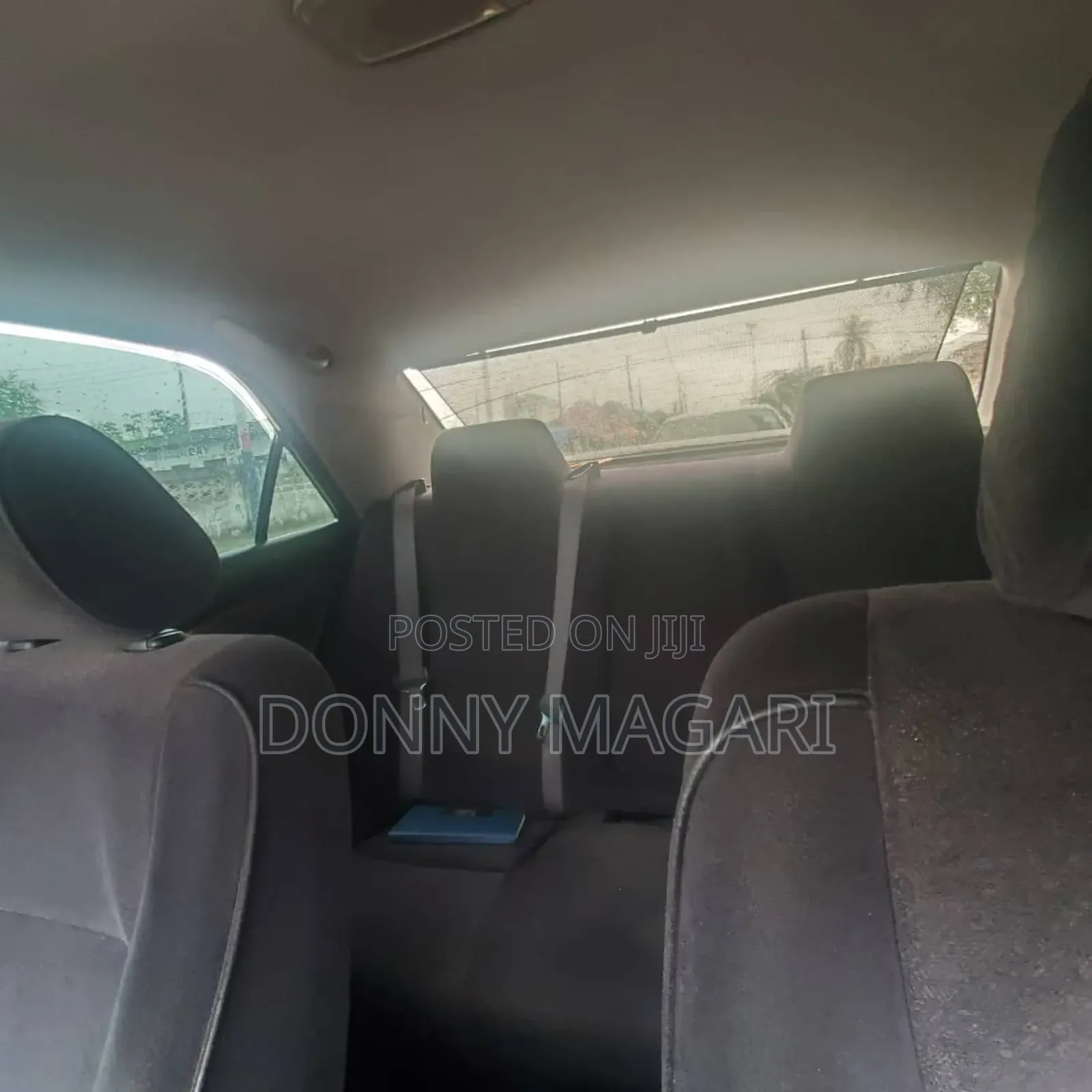Toyota Mark II 2004 Silver