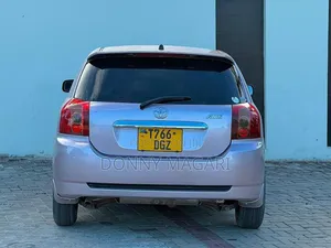 Toyota Allex 2004 Silver