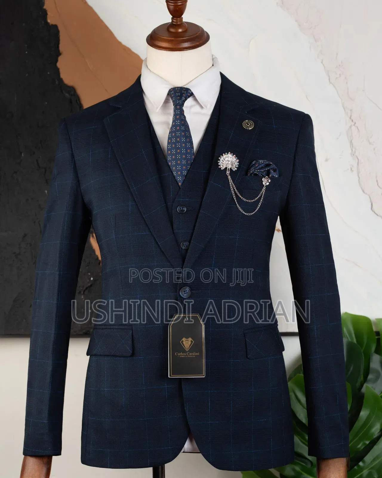 Suti Ya Mfalme Wa Kizazi–King’S Class Suit