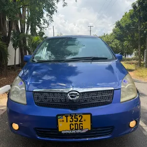 Toyota Corolla Spacio 2004 Blue