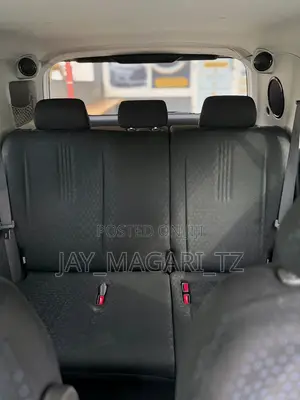 Toyota Corolla Rumion 2009 White