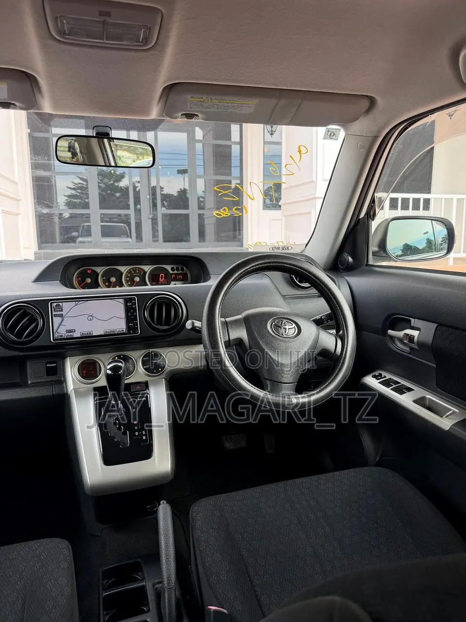 Toyota Corolla Rumion 2009 White