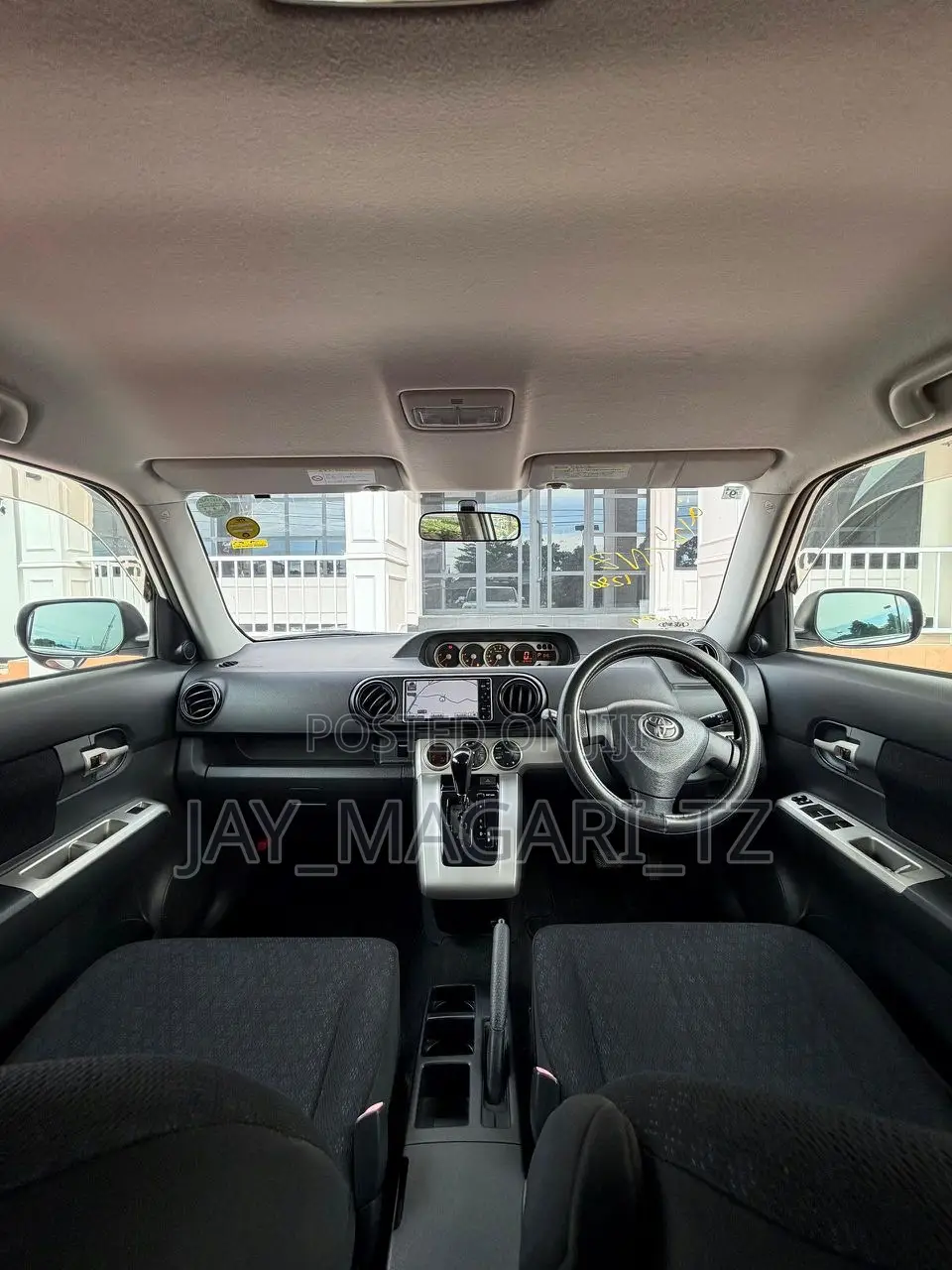 Toyota Corolla Rumion 2009 White