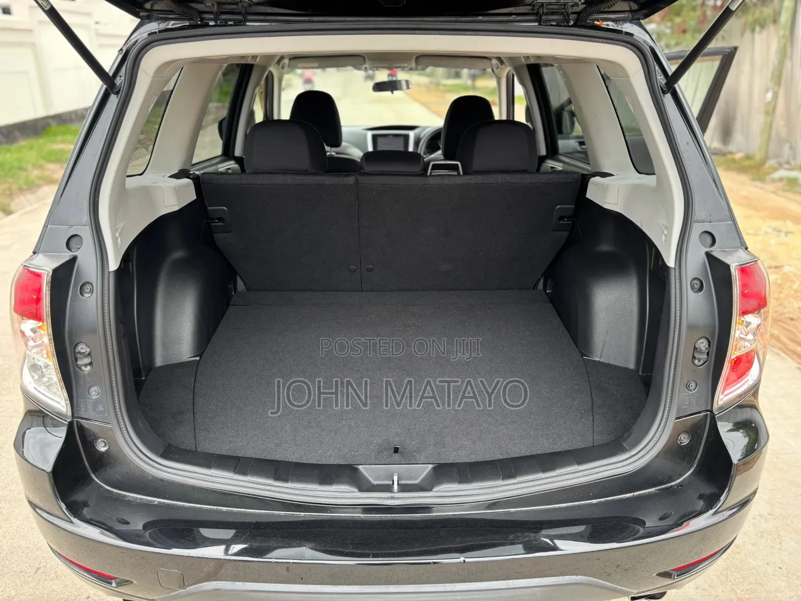 Subaru Forester 2011 Black