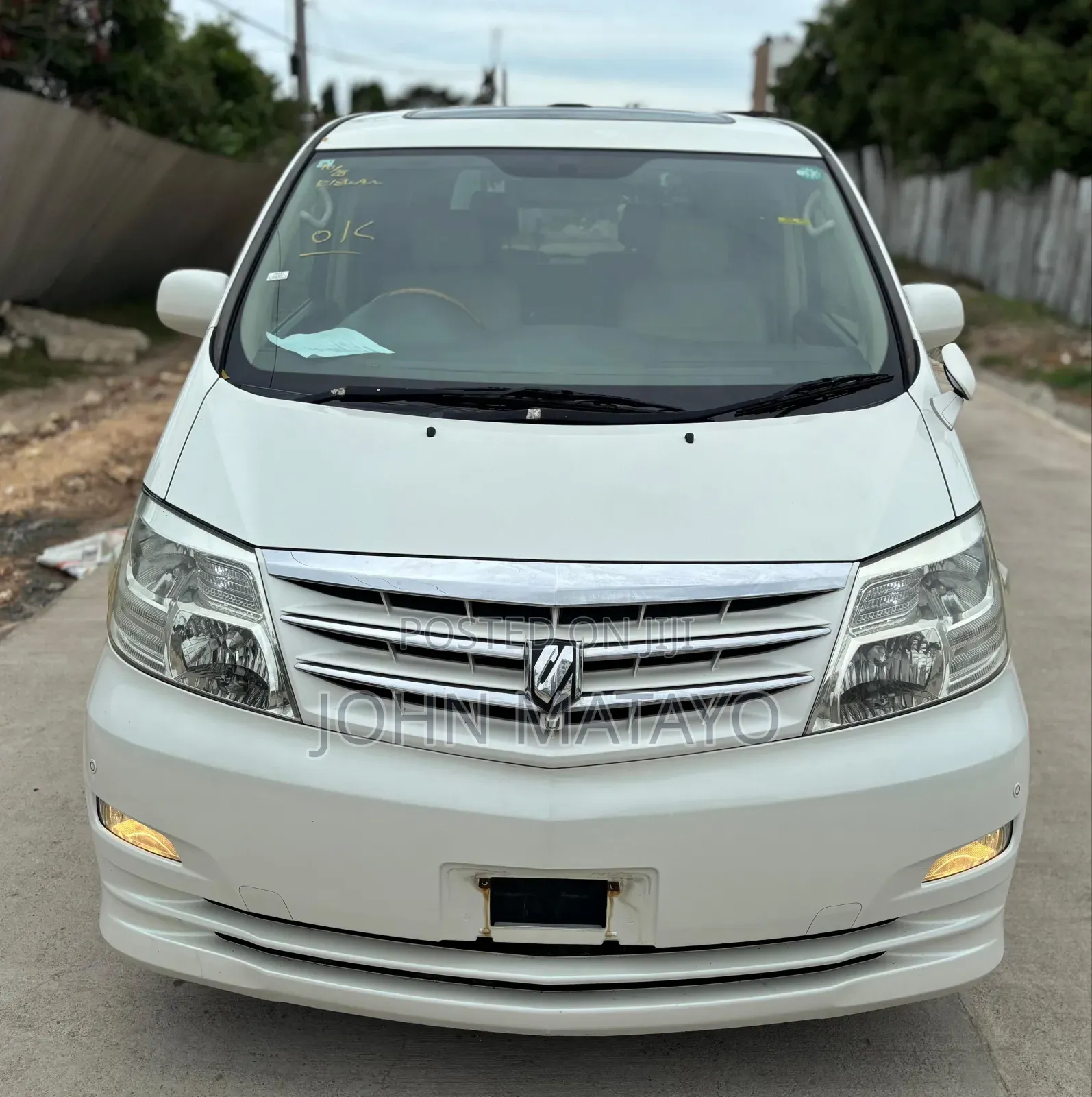 Toyota Alphard 2005 White