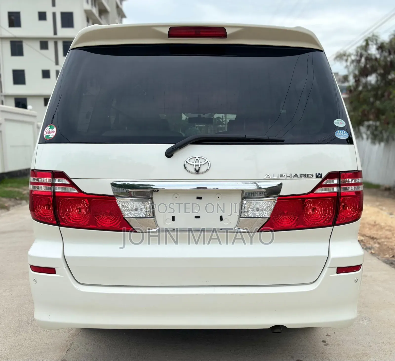 Toyota Alphard 2005 White