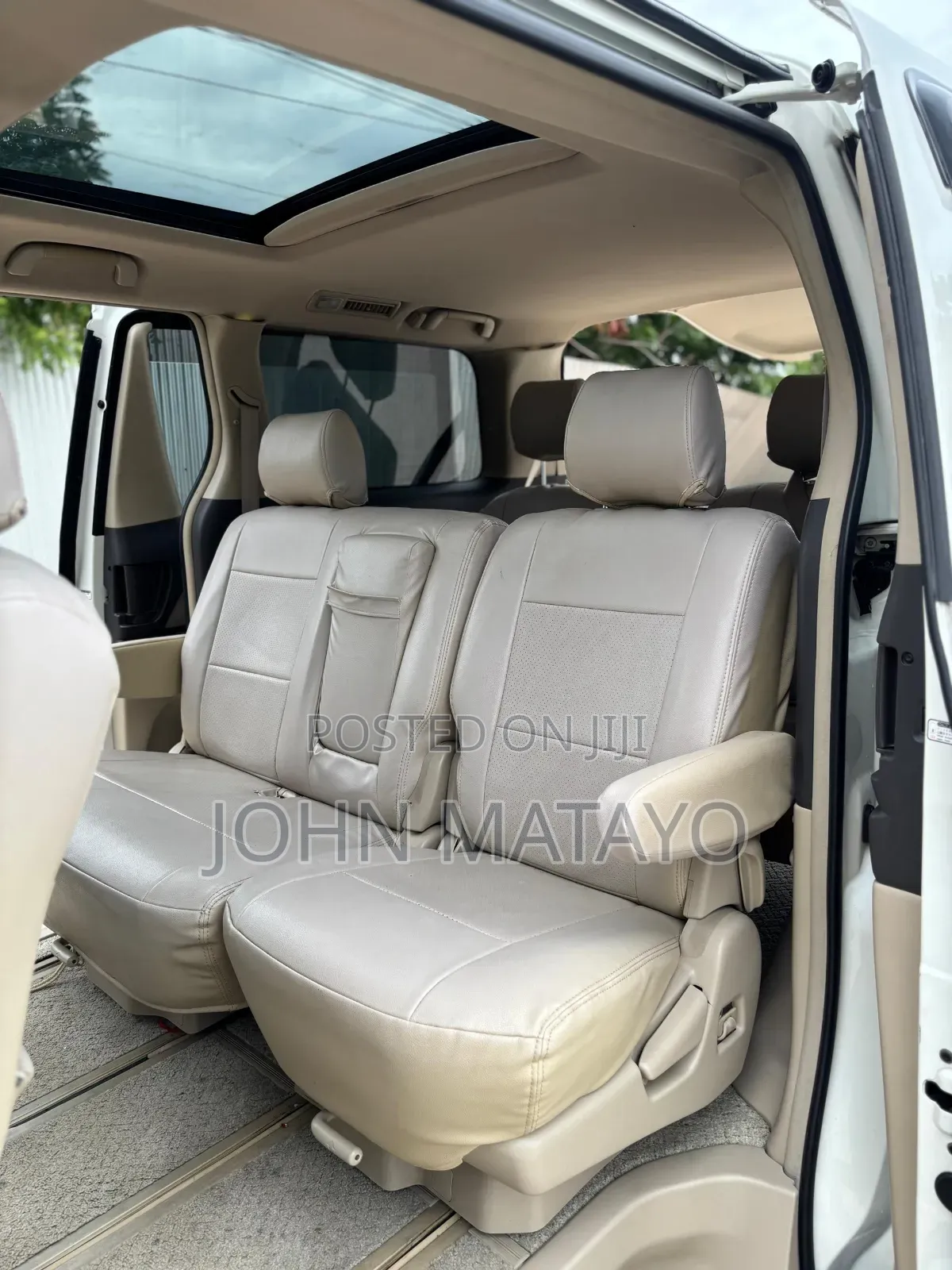 Toyota Alphard 2005 White
