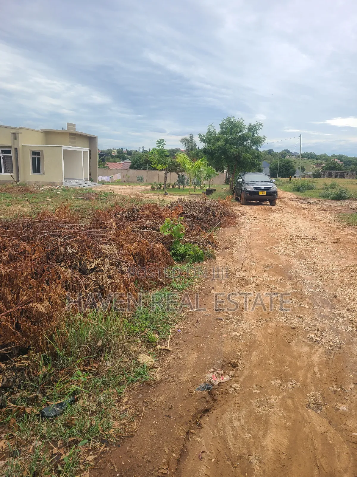 Plot for Sale at Tegeta Mivumoni