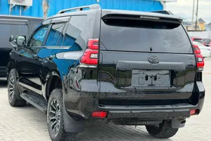 Toyota Land Cruiser Prado 2019 Black