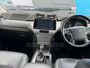 Toyota Land Cruiser Prado 2019 Black