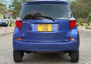 Toyota Ractis 1.5 AWD 2011 Blue