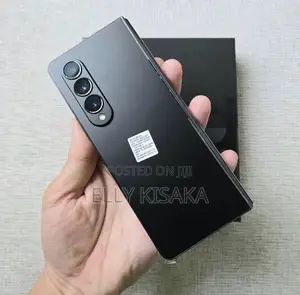 New Samsung Galaxy Z Fold4 256 GB Black
