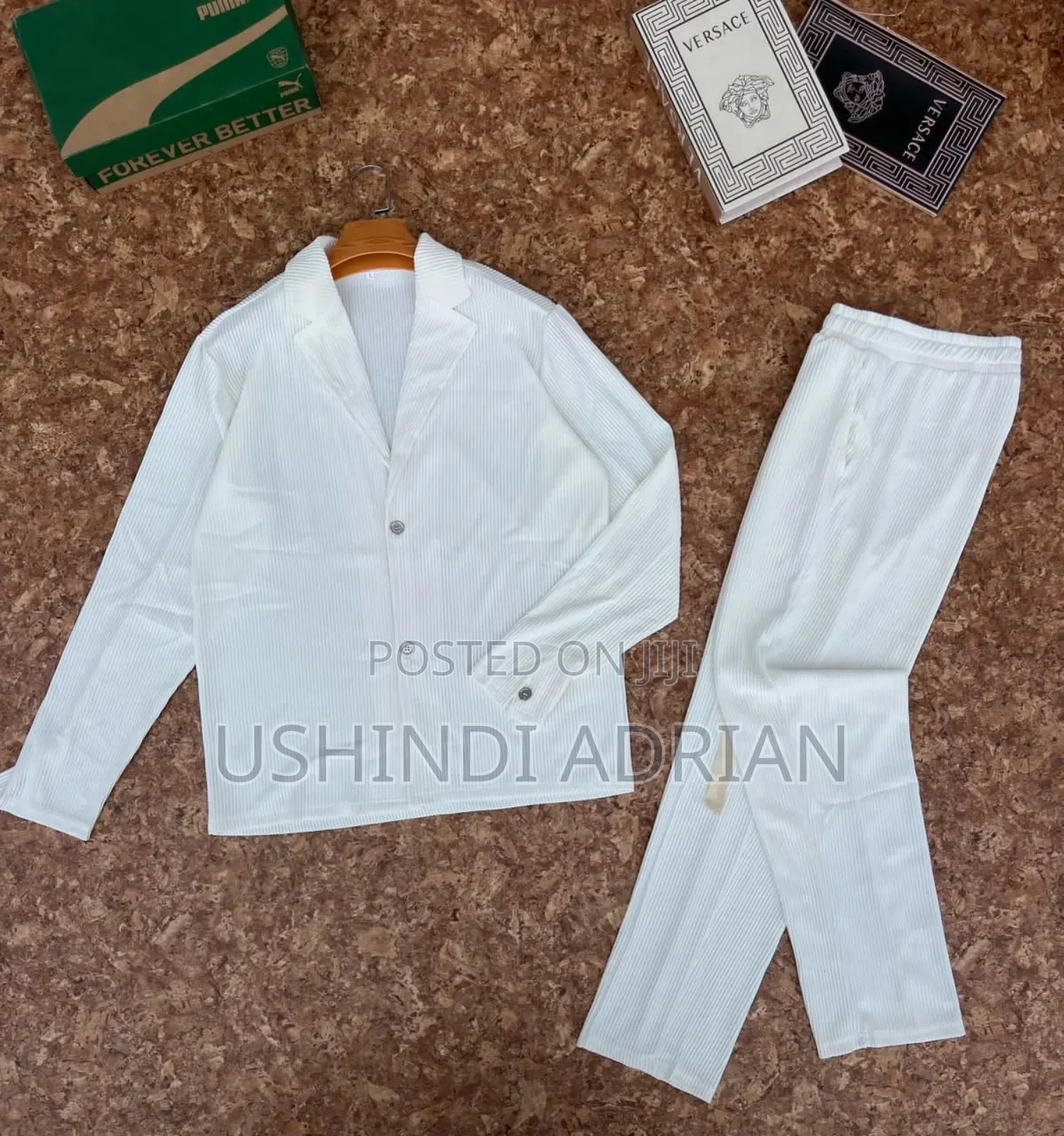 Neo Pulse Tracksuit–Kisasa, Modern Na Flashy