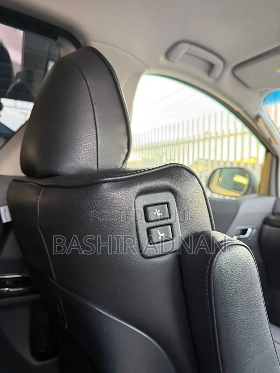 Toyota Alphard 2.4 Petrol FWD 2012 Gray
