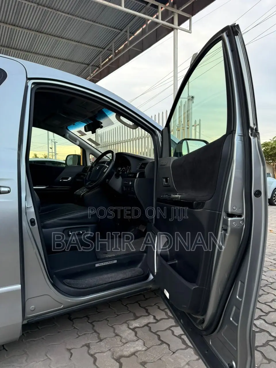 Toyota Alphard 2.4 Petrol FWD 2012 Gray