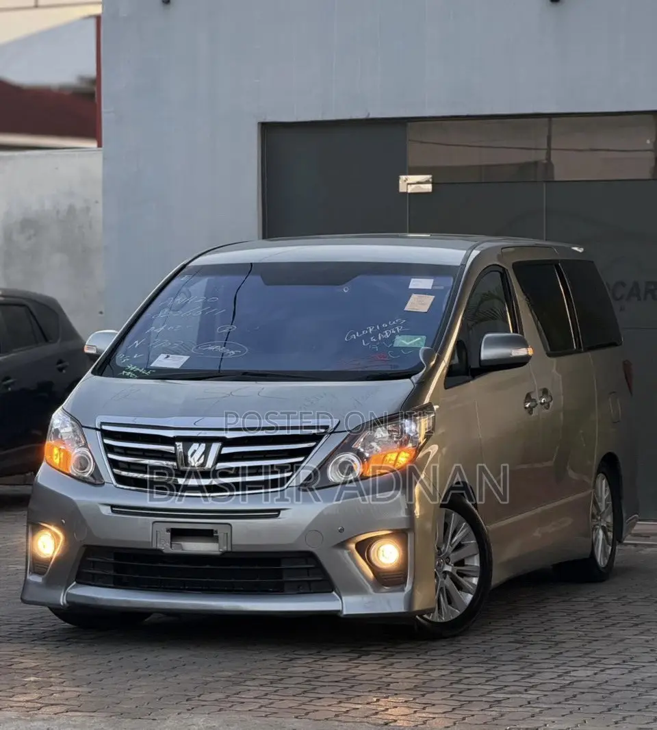 Toyota Alphard 2.4 Petrol FWD 2012 Gray