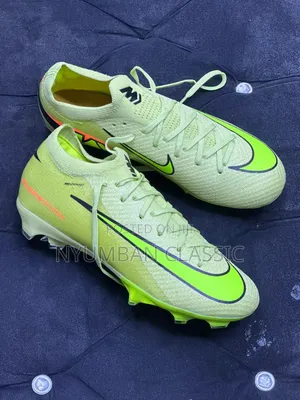 Nike Sports Football Shoes
