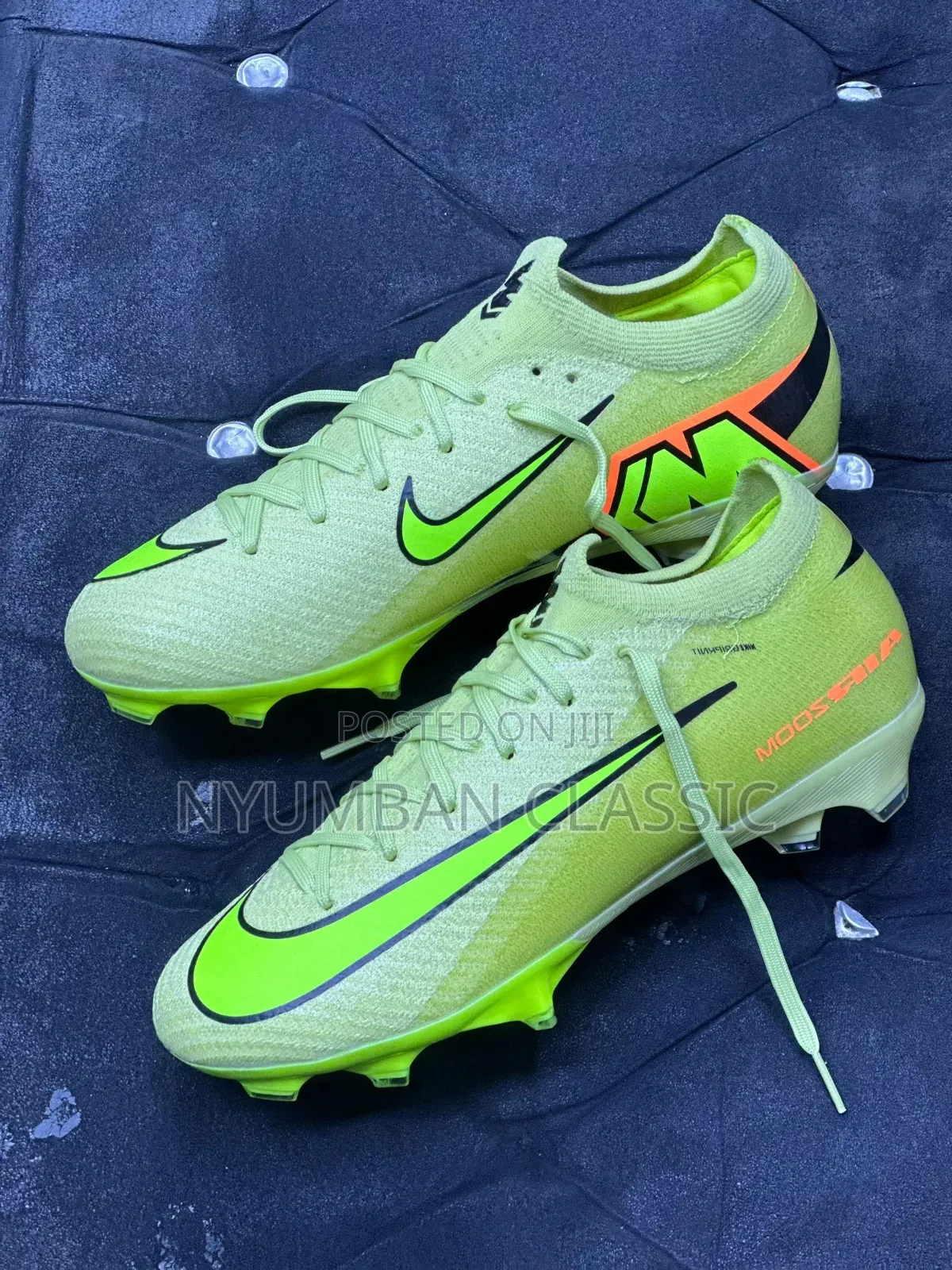 Nike Sports Football Shoes