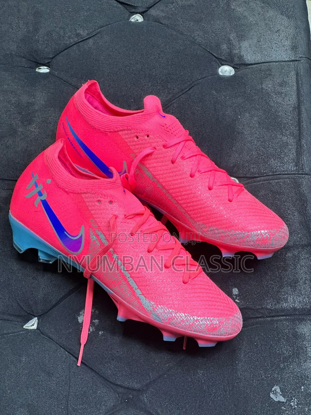 Nike Sports Football Shoes