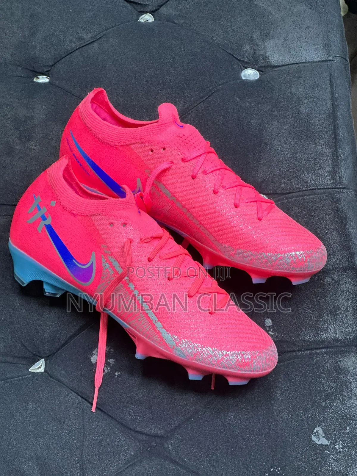 Nike Sports Football Shoes