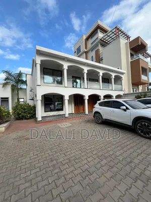 4bdrm Villa in Masaki Slipway for rent