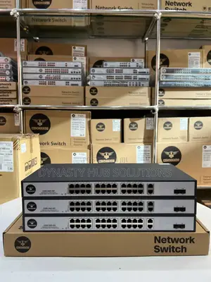 E1000-24p+4cf 24 Poe Ports Commando Switch