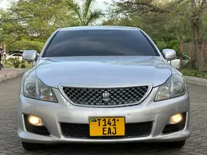 Toyota Crown 2009 Silver