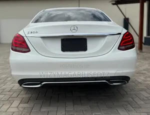 Mercedes-Benz C-Class C 200 (W205) 2015 Pearl