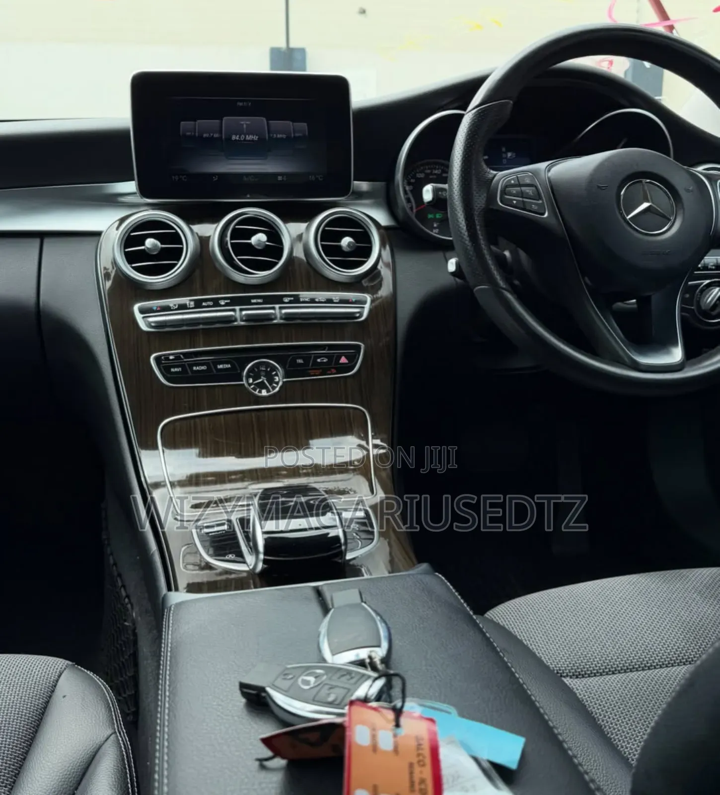 Mercedes-Benz C-Class C 200 (W205) 2015 Pearl