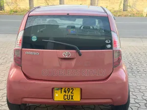 Toyota Passo 1.3 FWD 2005 Pink
