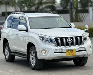 Toyota Land Cruiser Prado 2016 White