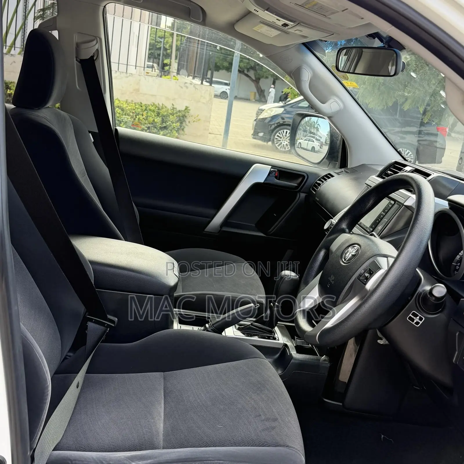 Toyota Land Cruiser Prado 2016 White