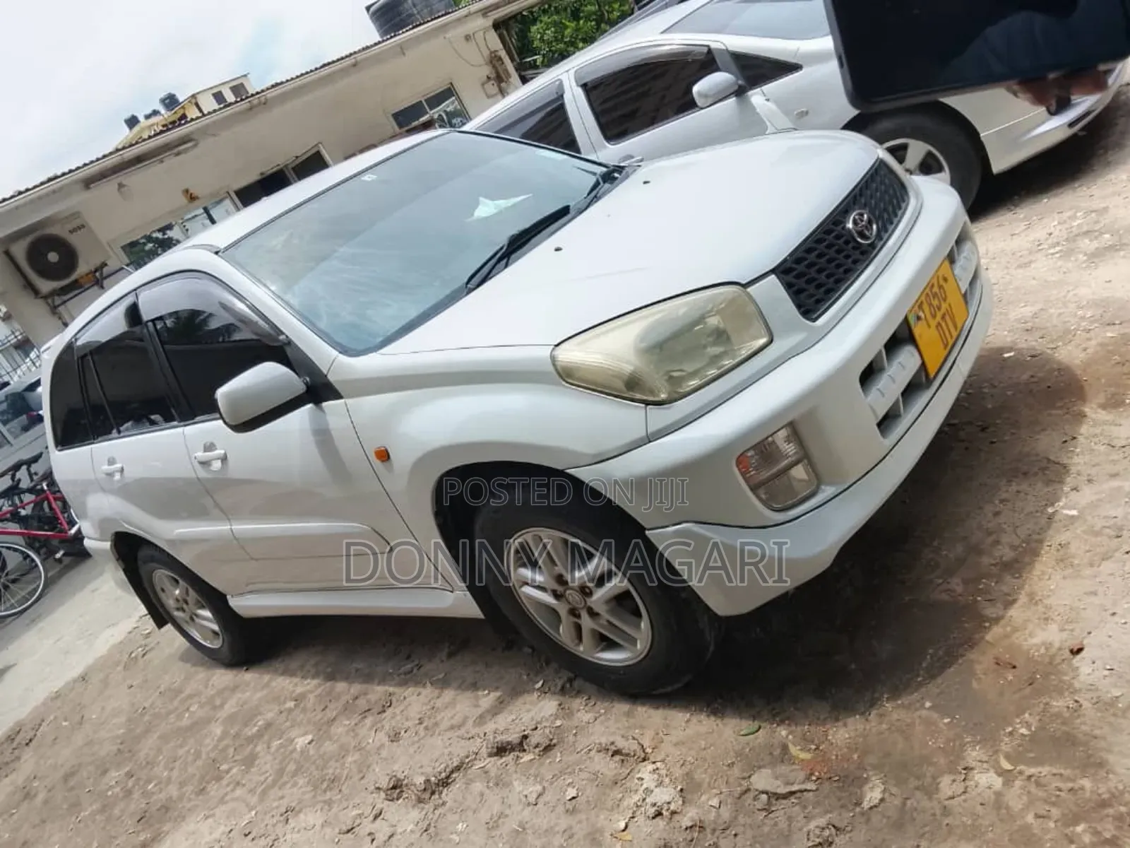Toyota RAV4 2005 White