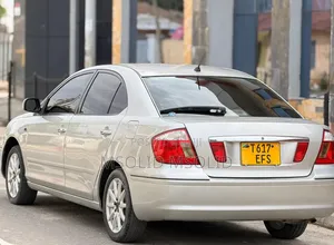 Toyota Premio 2005 Silver