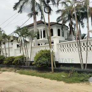 5bdrm House in Mbezibeach for sale