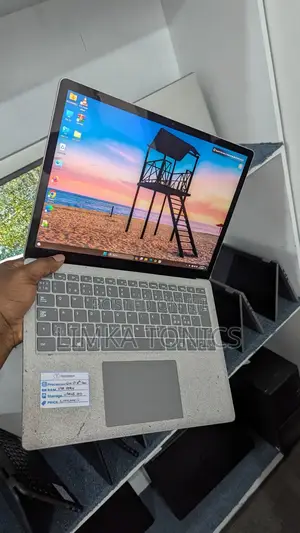 New Laptop Microsoft Surface Laptop 3 8GB Intel Core i5 SSD 256GB