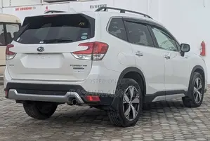 Subaru Forester 2.0XT Premium AWD 2018 White
