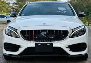 Mercedes-Benz C200 2014 White