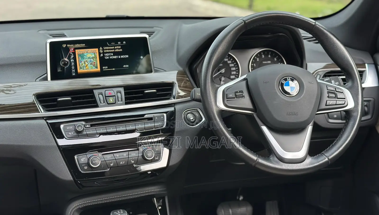 BMW X1 2015 Brown