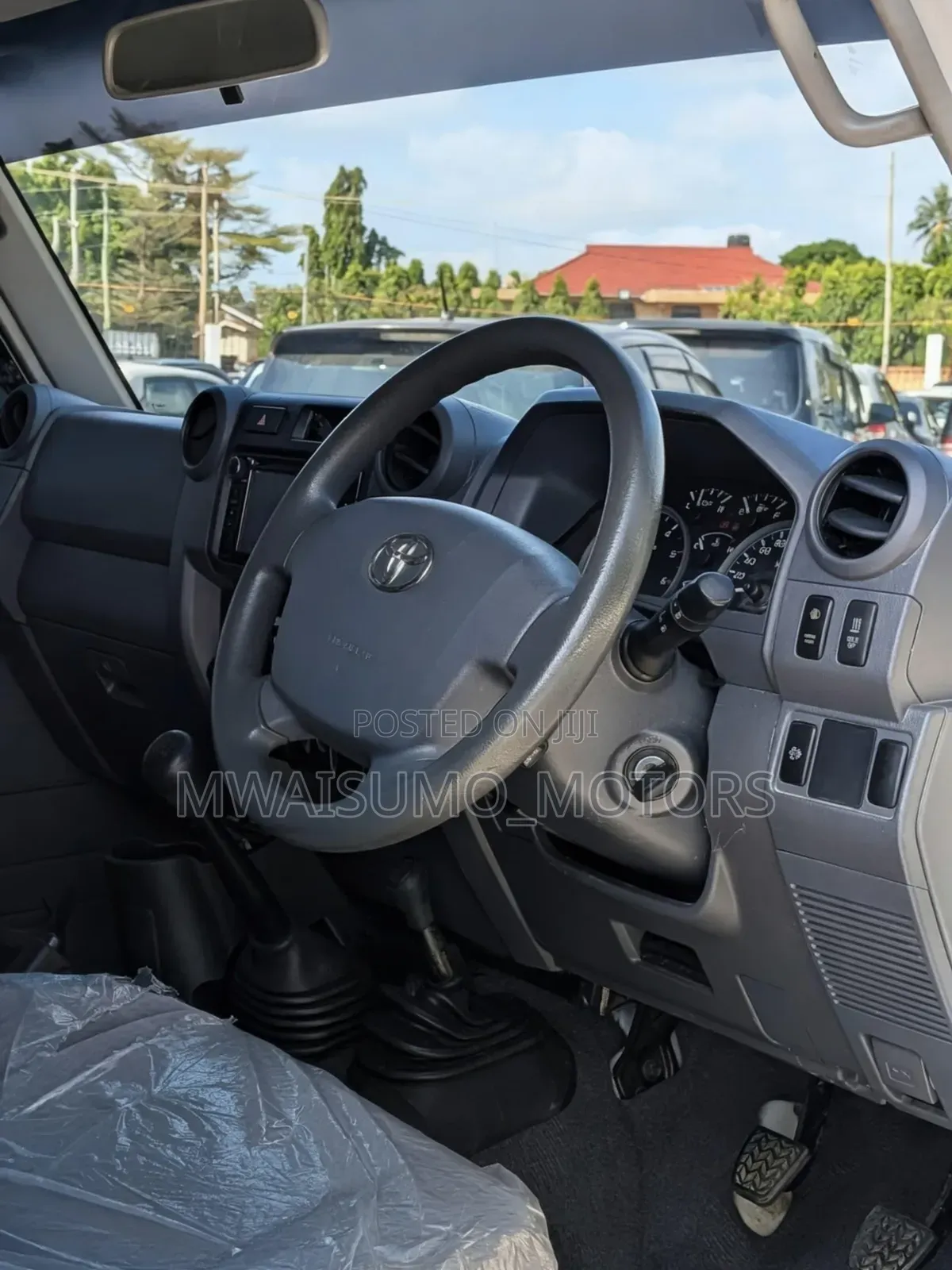 Toyota Land Cruiser 2021 Off white