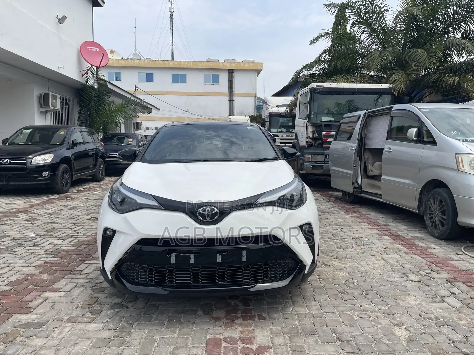 Toyota C-HR 2022 White