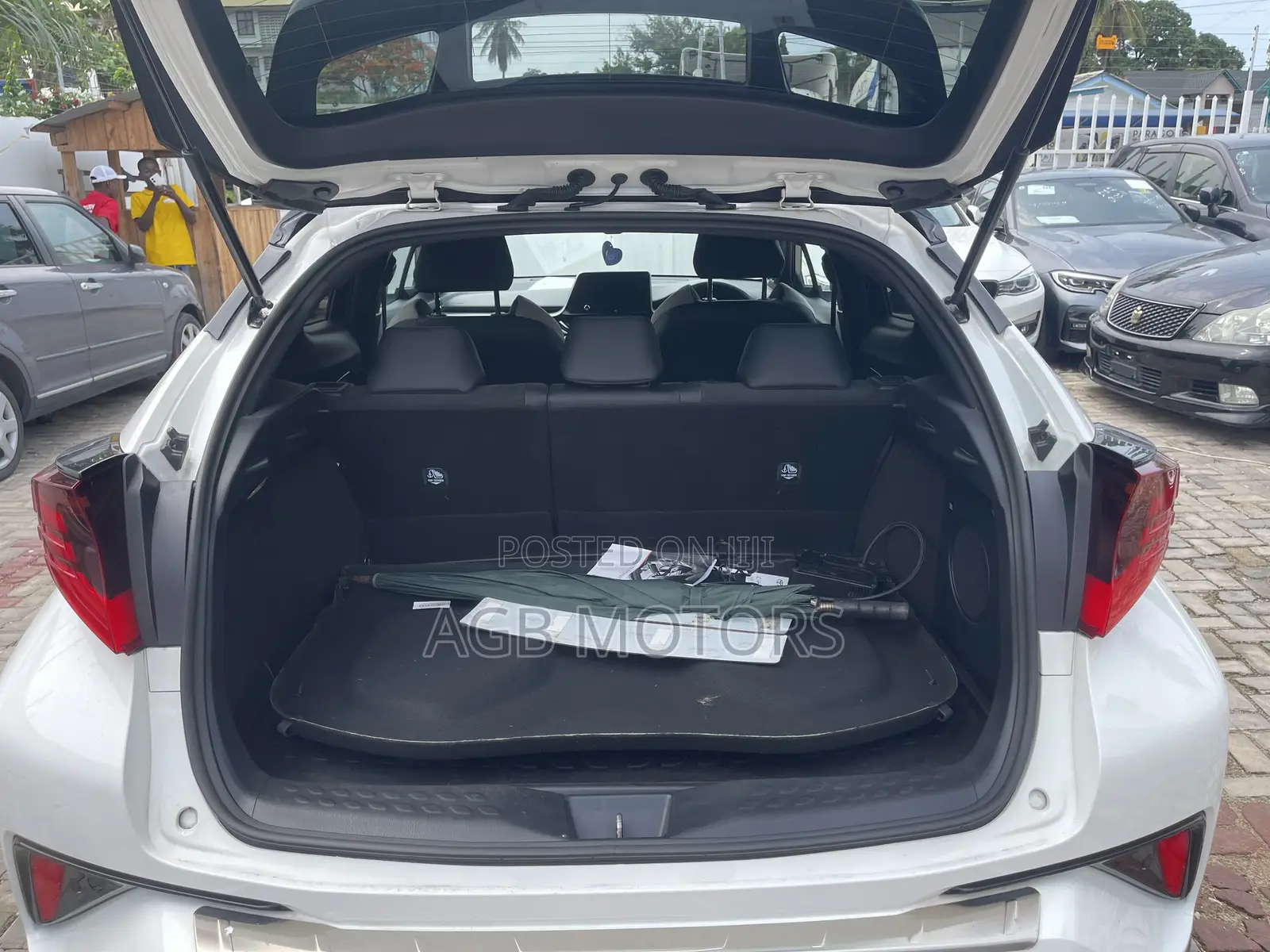 Toyota C-HR 2022 White