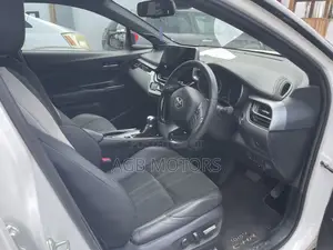 Toyota C-HR 2022 White