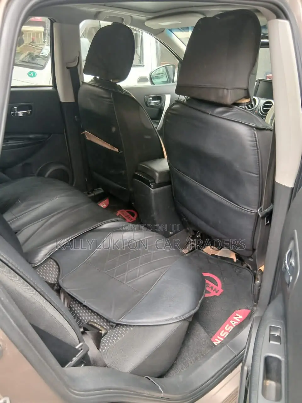 Nissan Dualis 2010 Gold