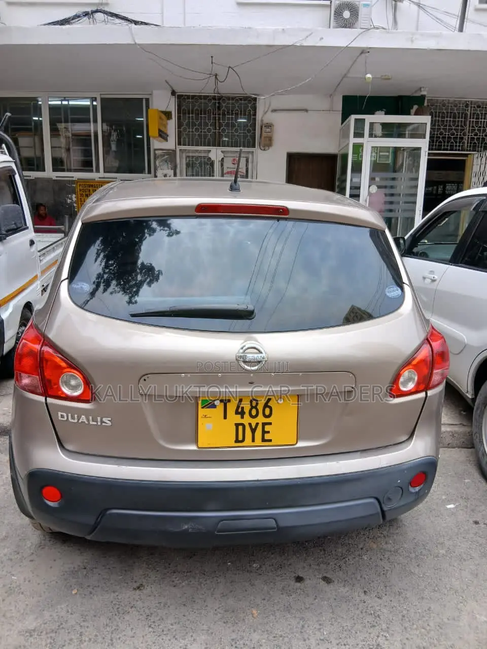 Nissan Dualis 2010 Gold