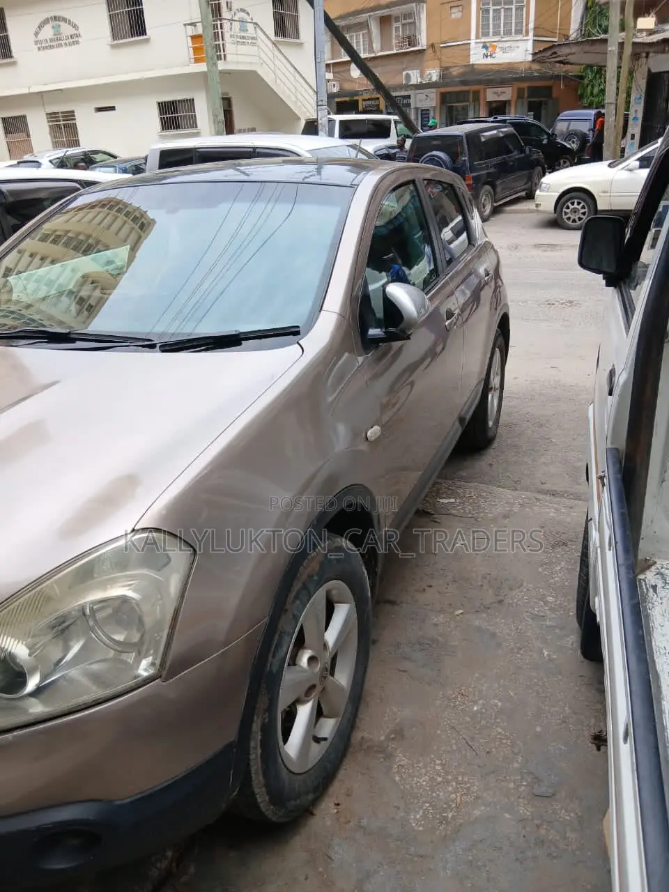 Nissan Dualis 2010 Gold