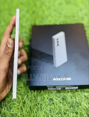 New Samsung Galaxy Z Fold6 512 GB Silver