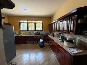 Furnished 3bdrm Apartment in Upanga East for sale