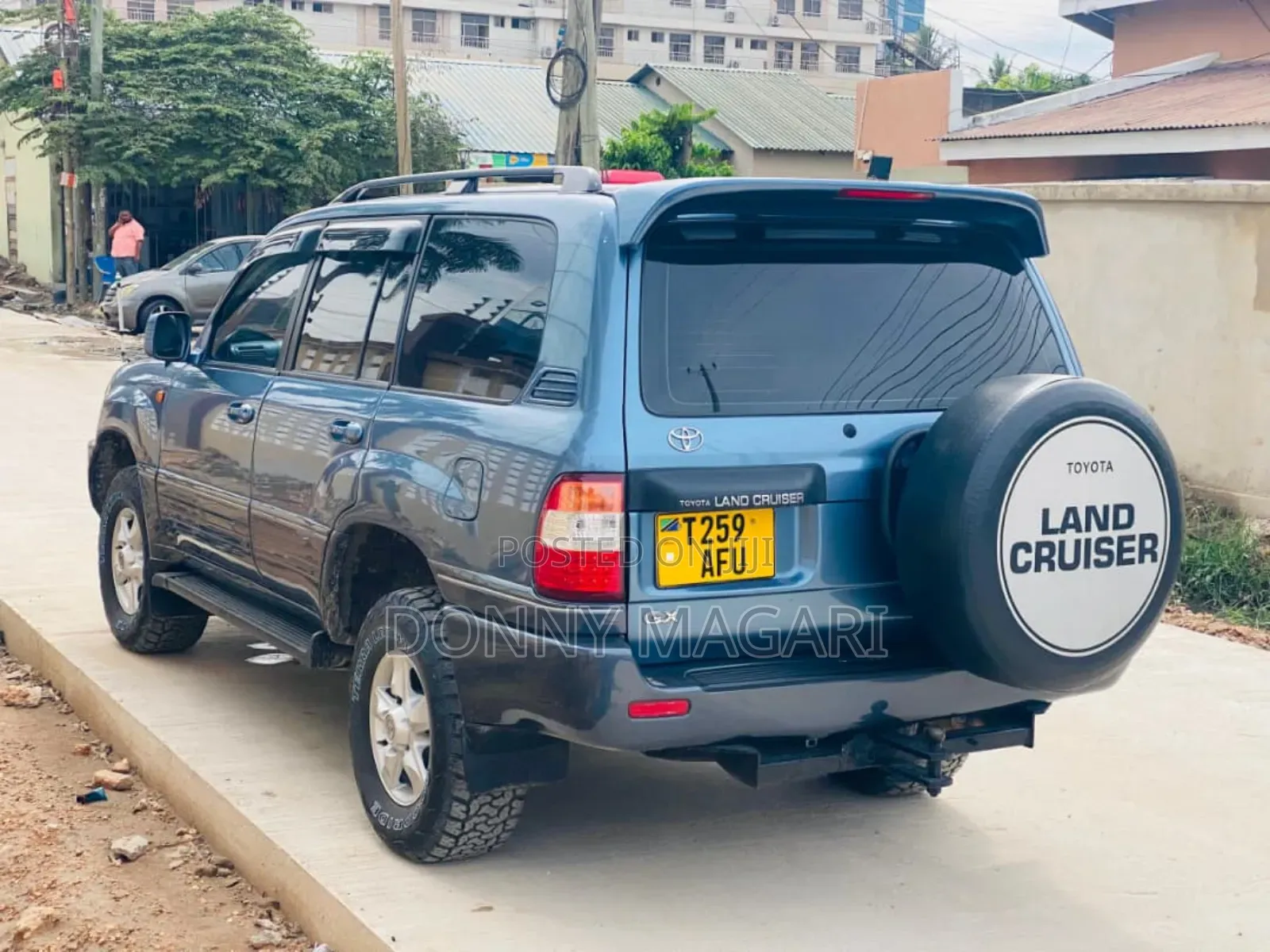 Toyota Land Cruiser 2001 Blue