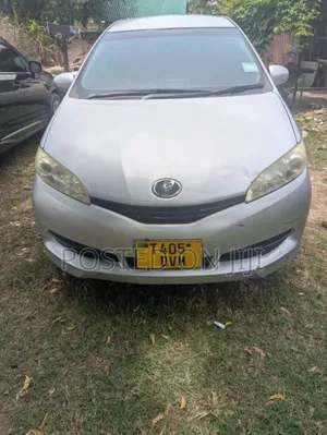 Toyota Wish 2010 Silver